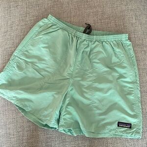 Patagonia | Men’s Baggies Shorts 5” |  Mint Green | Size Medium